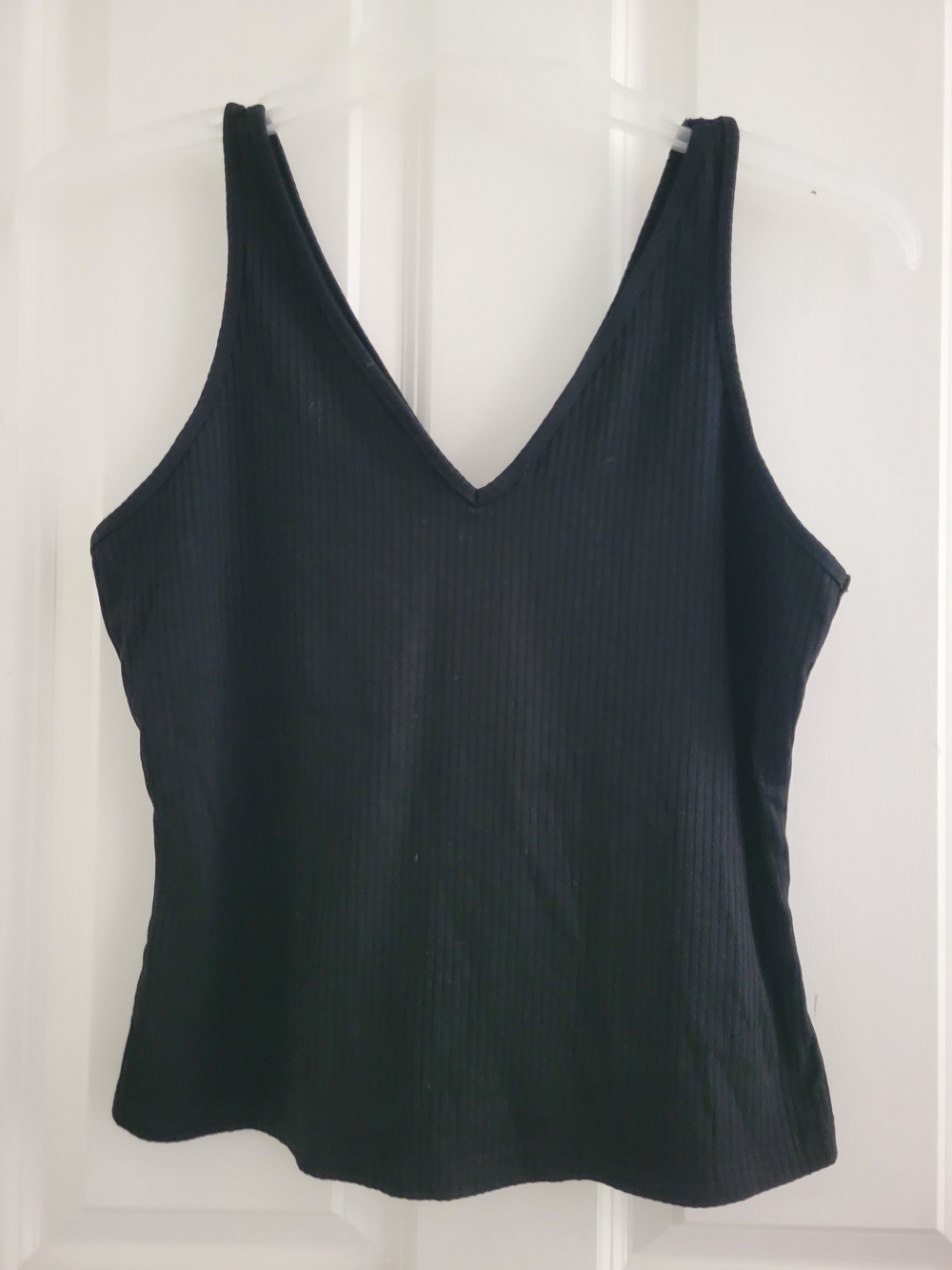 Shein Black Ribbed V-Neck Tank Top